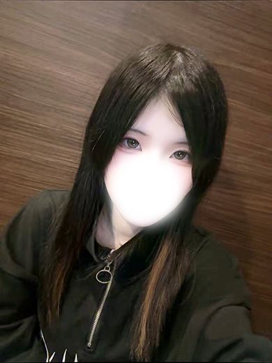 新人あきな