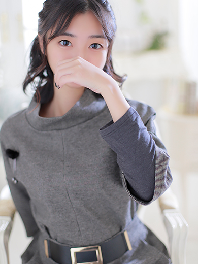 みいな